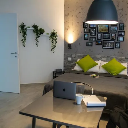 Hébergement de vacances Warrest - Short Rent Milan