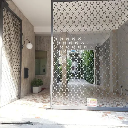 Warrest - Short Rent * Milan