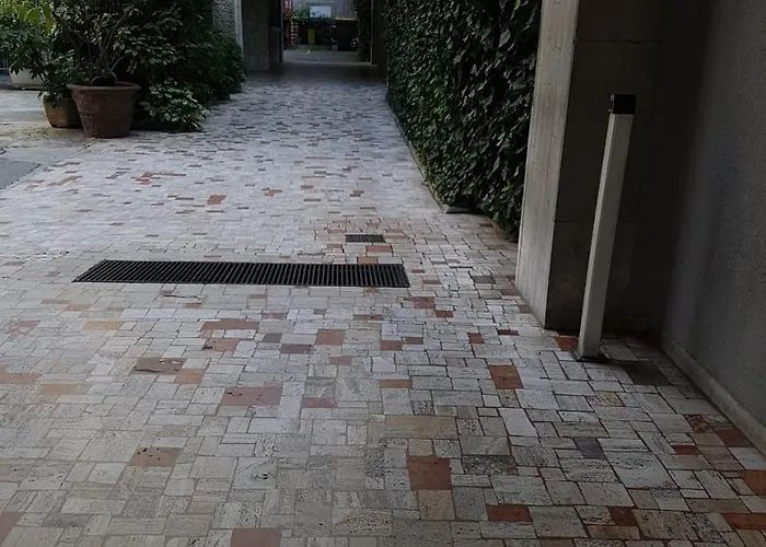 Дом отдыха Warrest - Short Rent Милан