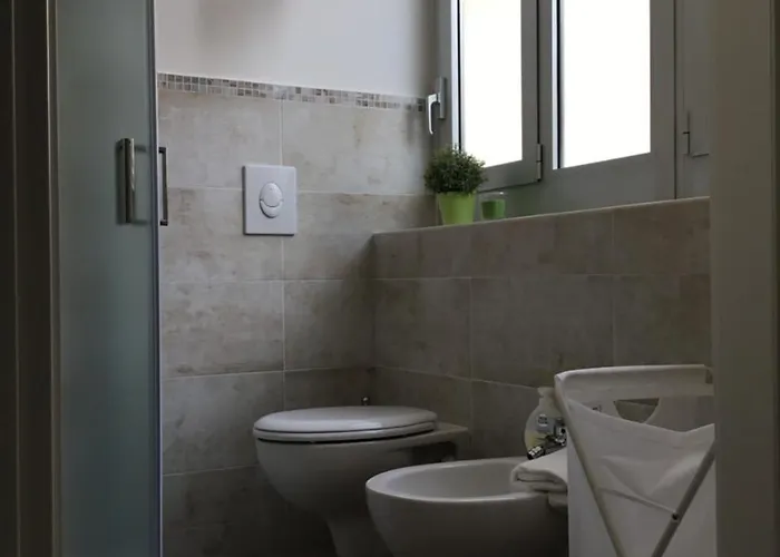 Warrest - Short Rent * Милан