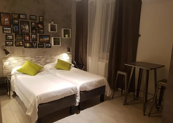 Дом отдыха Warrest - Short Rent Милан